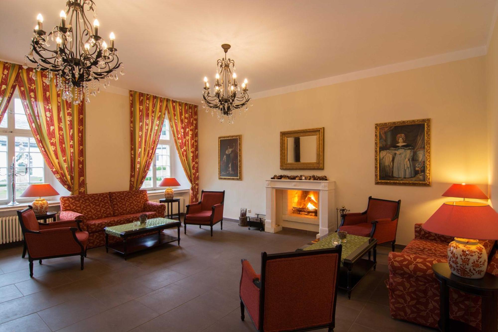 Hotel Schloss Gehrden Brakel Eksteriør billede